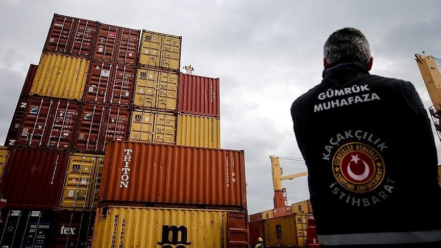 Ambarlı Limanı’nda 94 milyon lira değerinde 394 bin paket kaçak sigara ele geçirildi