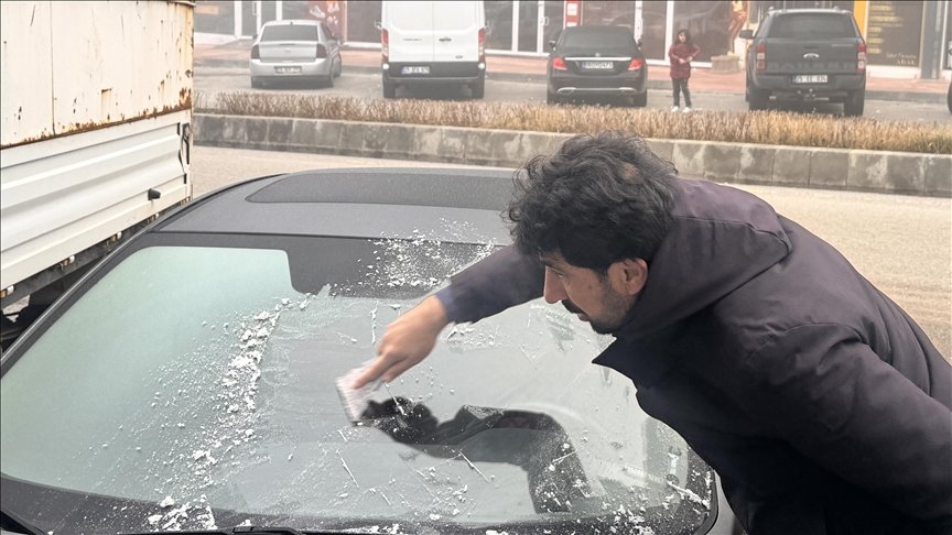 Erzurum, Kars, Ardahan ve Ağrı’da Sisi ve Soğuk Hava Etkisini Artırdı