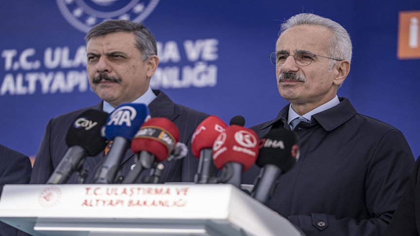 Bakan Uraloğlu: Erzurum’u Karadeniz’e bağlayan hat yakında hizmete giriyor
