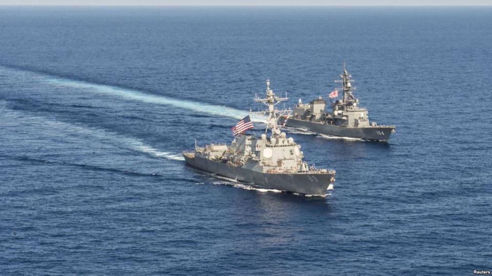Amerika Savaş Gemilerinden Güney Çin Denizi’nde Gövde Gösterisi