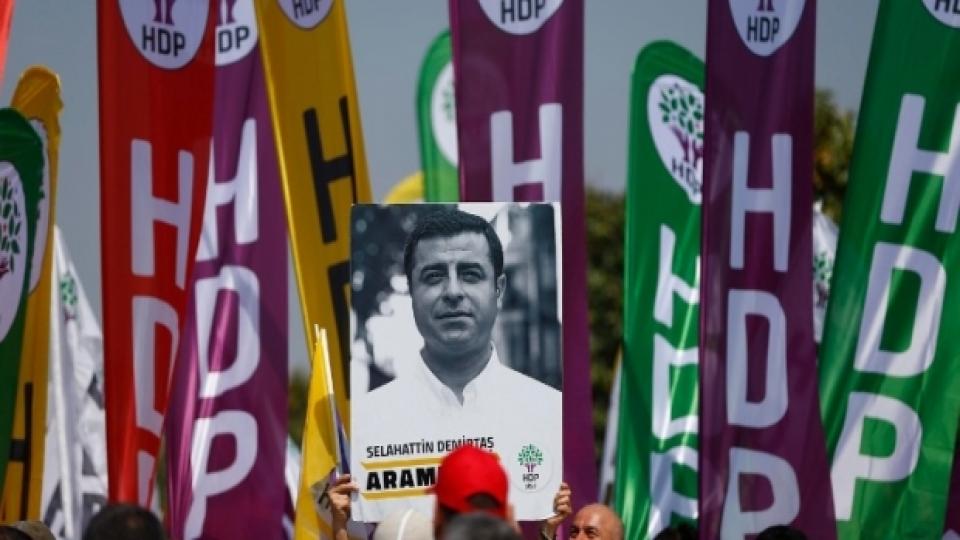 Serhatın Sesi / Serhat Diyarından Haberler / Demirtaş'ın adaylığının iptali için YSK'ye başvuru yapıldı