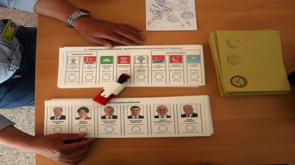 Serhatın Sesi / Serhat Diyarından Haberler / CHP’li vekil paylaştı: Erzurum’da sahte müşahit kartı basılmış