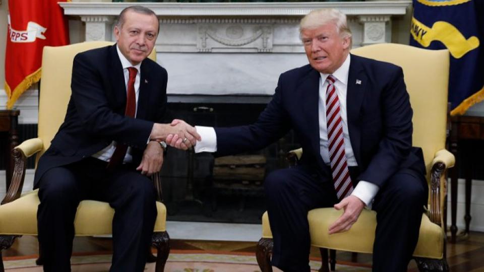 Serhatın Sesi / Serhat Diyarından Haberler / Trump'tan yeni tweet: Brunson artık bir rehine, Türkiye'ye hiçbir şey ödemeyeceğiz