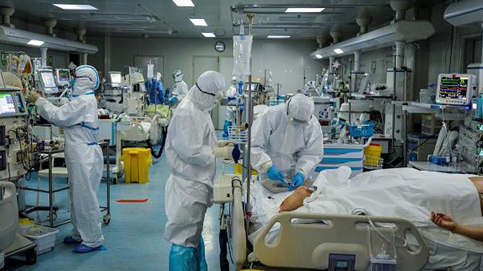 Hastanede koronavirüs tedavisi için şartlar değişti
