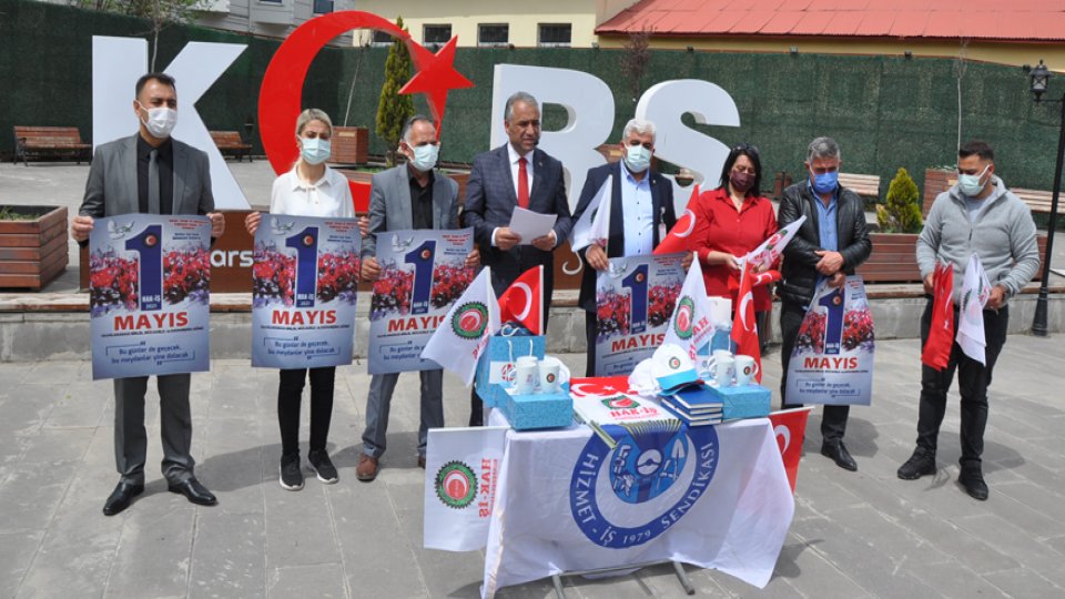Serhatın Sesi / Serhat Diyarından Haberler / HAK-İŞ Kars İl Başkanı Barış Üstebay' dan 1 Mayıs Açıklaması