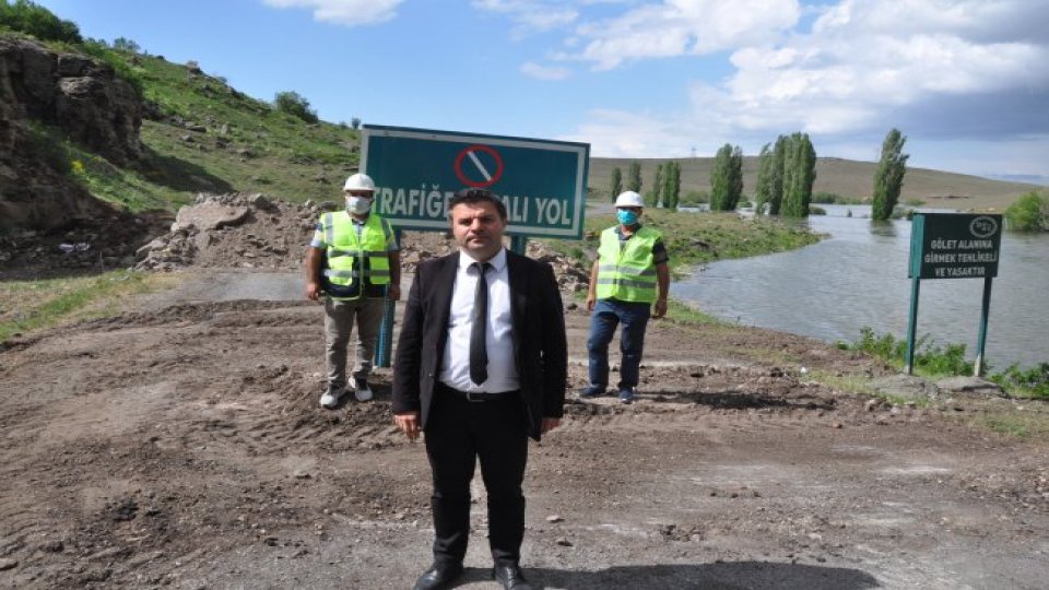 DSİ, Kars Baraj gölü havzasında güvenlik tedbiri aldı.