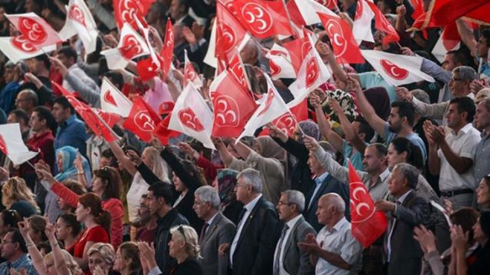 CHP'den başka parti kazanamaz diyerek MHP'den istifa etti! Yanında 2 bin kişiyi de götürüyor